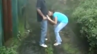 Indian Amateur Couple'S Passionate Public Encounter Captured On Video