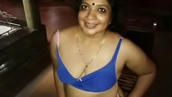 Desi Mallu Chechi'S Mature Scene With Ballbusting