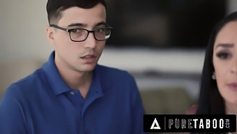 زوجة شينا رايدر تشهد غشها مع جار شاب بجودة عالية
