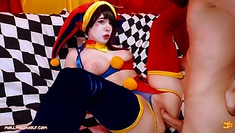 Stunning Teen Cosplayer Pomni'S Sensual Digital Circus Will Leave You In Awe