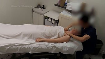 Sera, Seorang Wanita Muda Yang Sudah Bersuami, Berseru "Ga Lagi, Udah Bersuami" Tapi Tidak Bisa Menahan Kenikmatan Seks Ibu Rumah Tangga Amatir